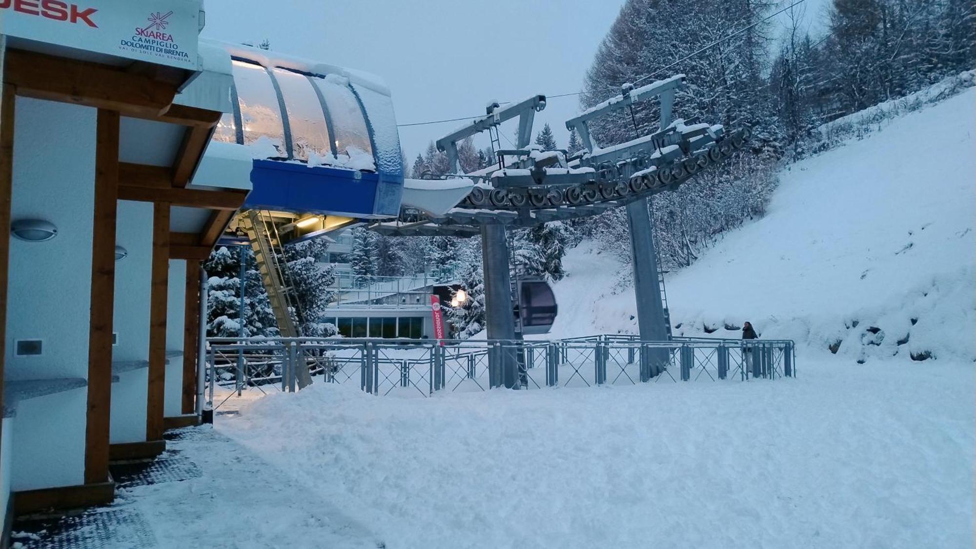 Ale 1206, Marilleva 1400 Accesso Diretto Alle Piste المظهر الخارجي الصورة